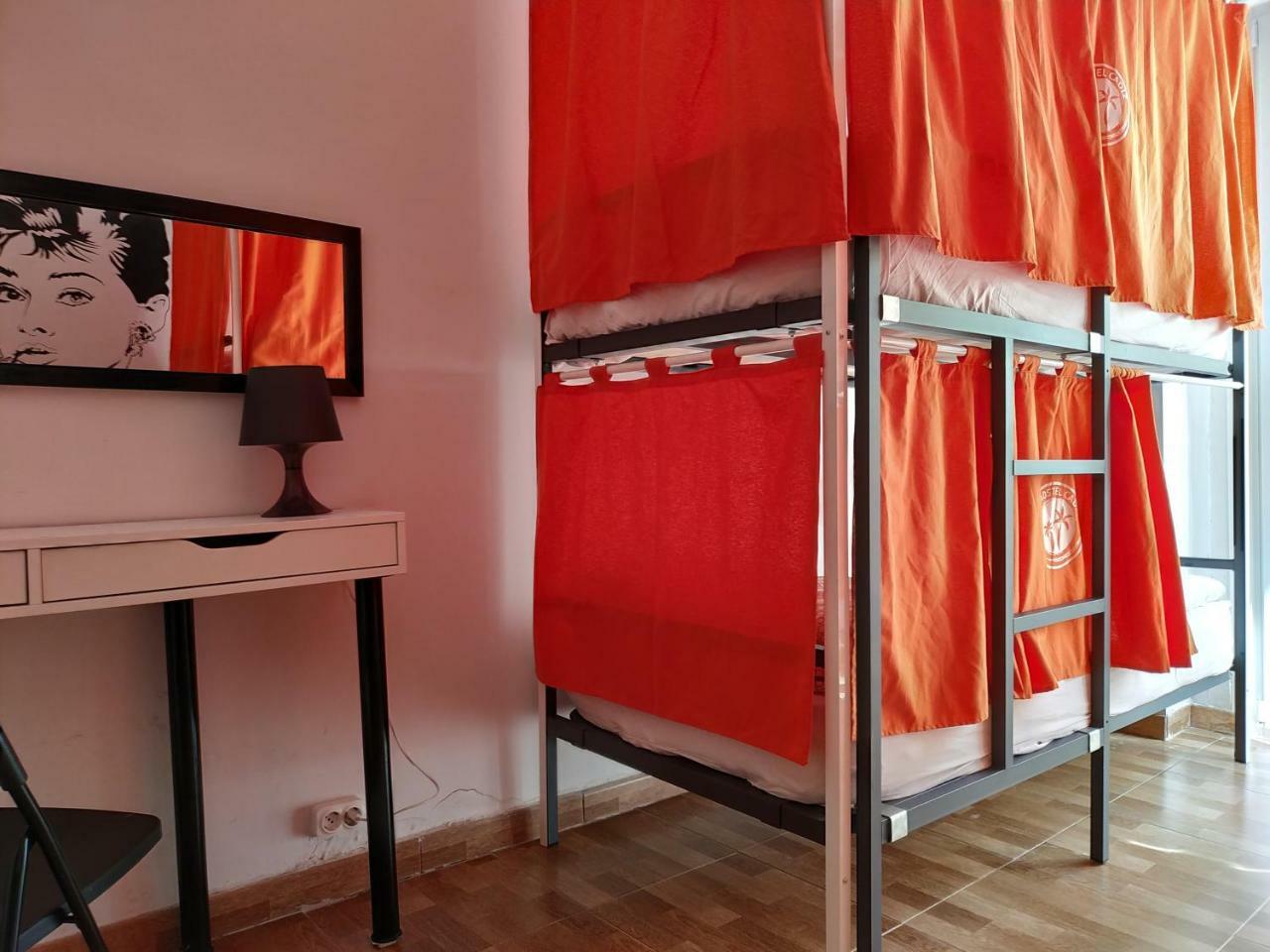Summer Cadiz Hostel