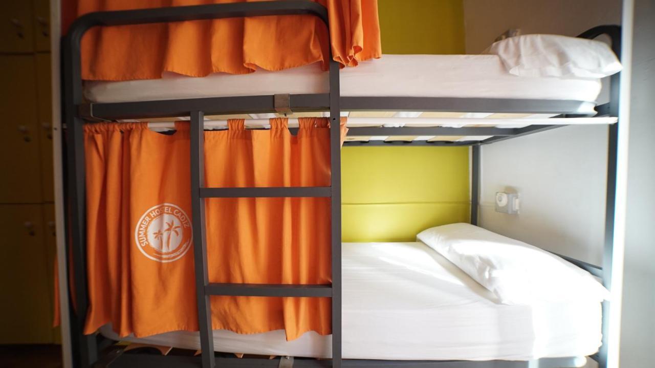 Summer Cadiz Hostel