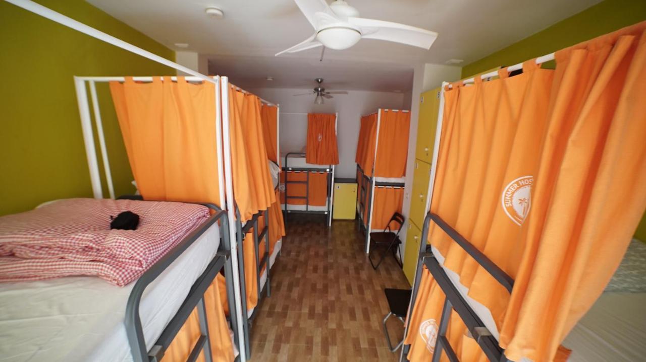 Summer Cadiz Hostel